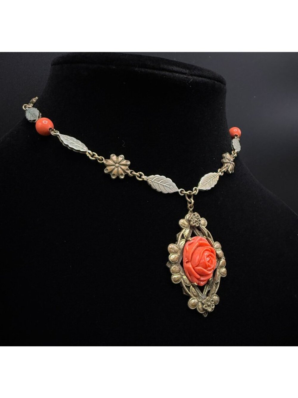 Vintage 1930s-1940s Gold-Tone Choker Necklace With Coral Rose Pendant & Leaf Des